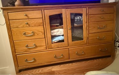 Clothes dresser
