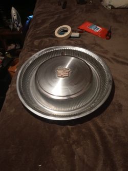 Cadillac Hub Caps 16" X 3
