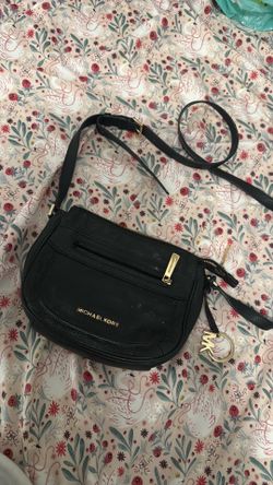 MK cross body