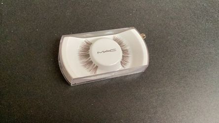 MAC Cosmetics False Lashes in Case