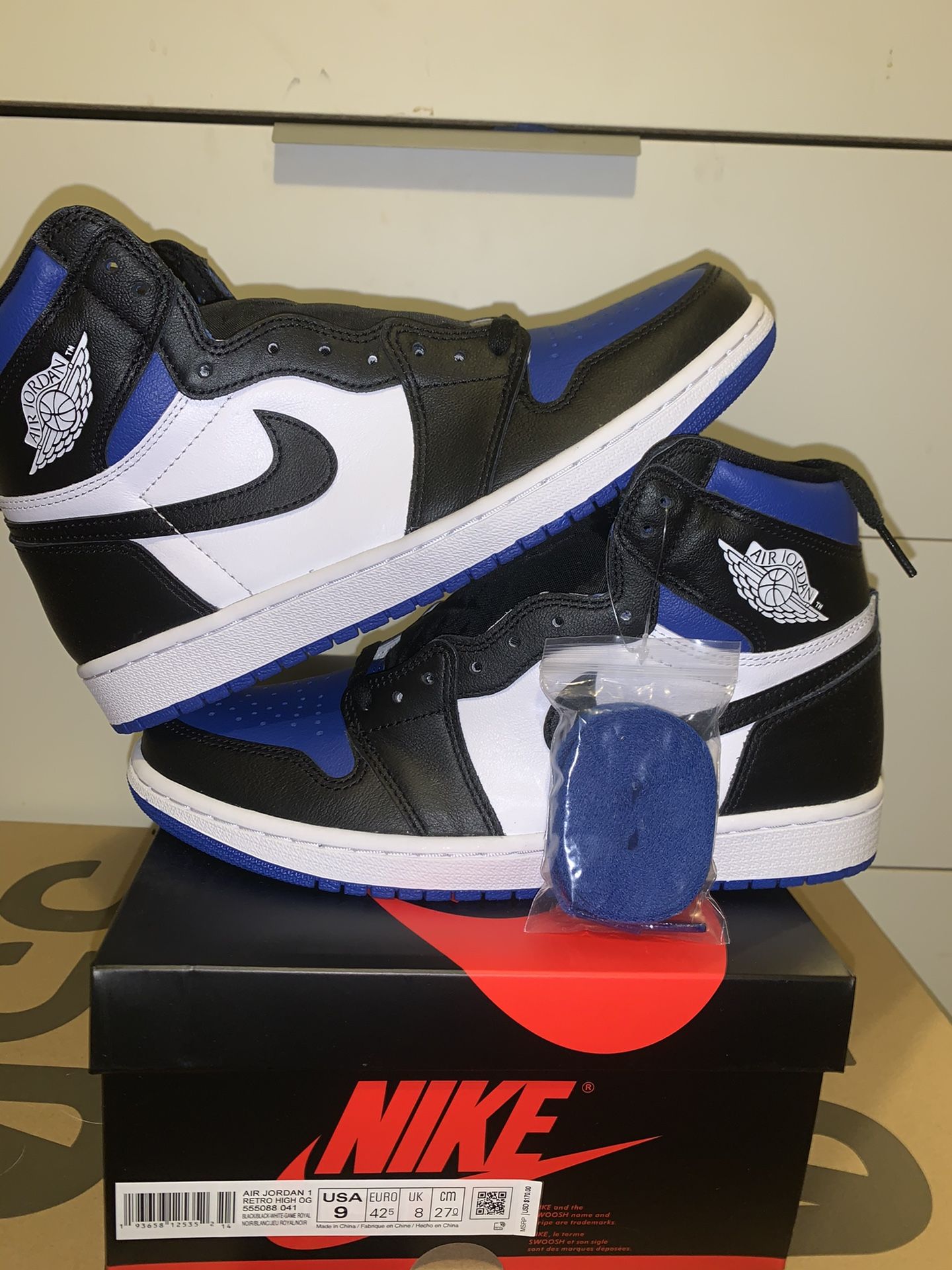 Nike Jordan 1 “Royal Toe” Sz. 9