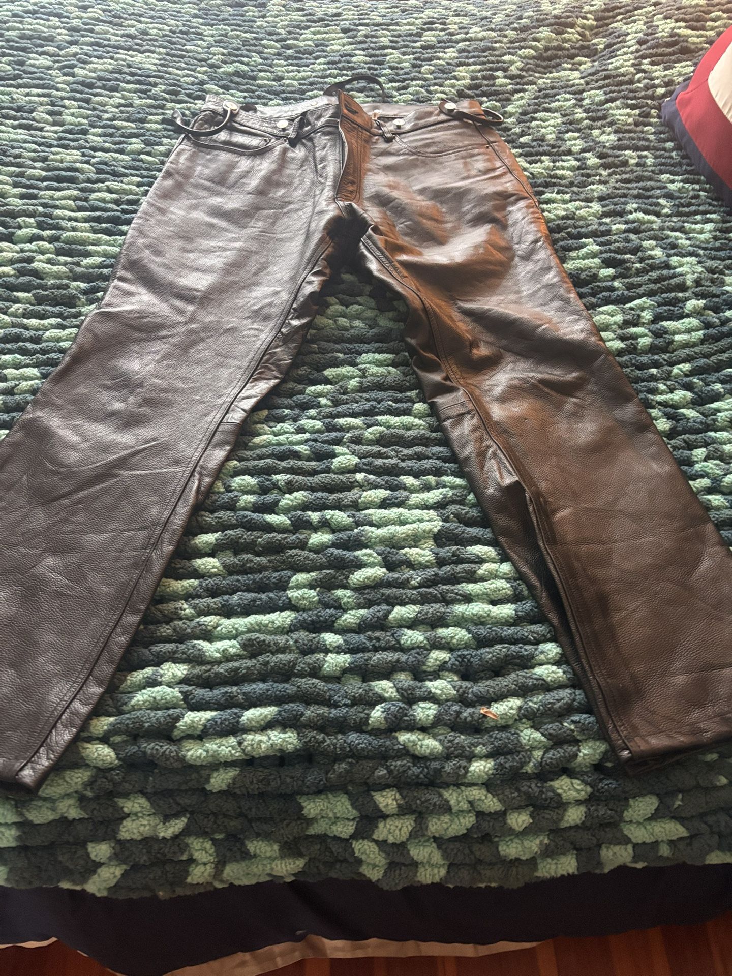 Milwaukee Leather Biker Pants 34x 29? Like New.