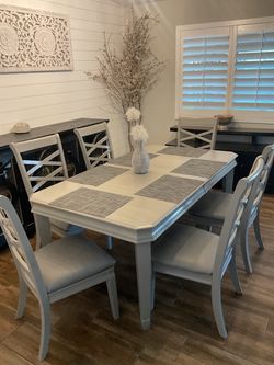 Dinning Table