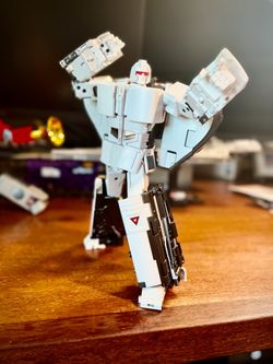 Transformers: Fans Toys FT-44JT Thomas Japanese Toy Version