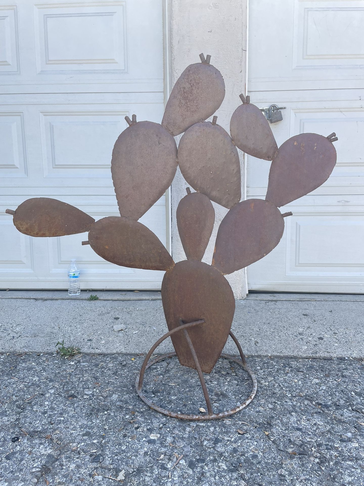 Metal outdoor cactus decor 44”H