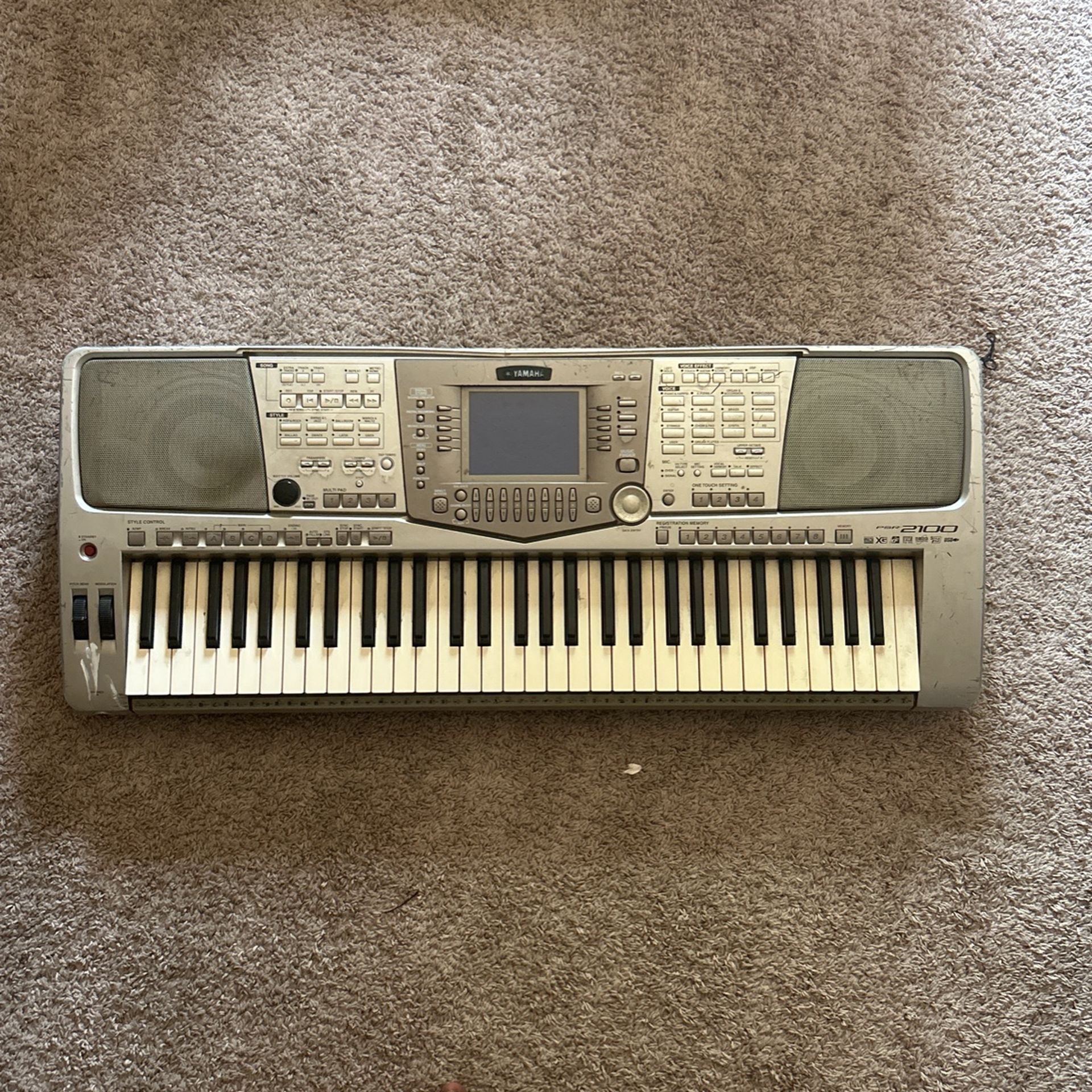 Yamaha PSR 2100 Piano for Sale in El Mirage, AZ - OfferUp