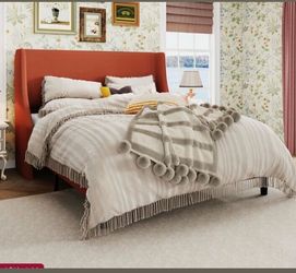 Queen Bed