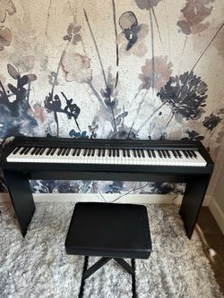 Yamaha piano keyboard bundle