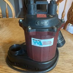 R35 1/3 Submersible Sump Pump Great Shape Li Me New 40.00 Obo