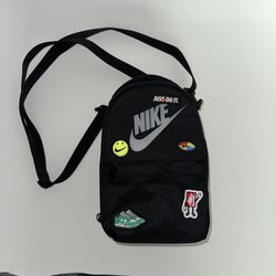 Nike Patch Insulated Lunch Bag – Black - One Size BRAND NEW WITH TAG