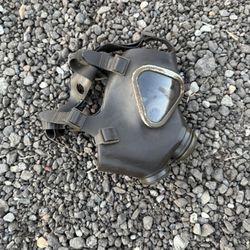 German Gas Mask 70s