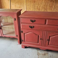 Antique Circa 1955 Taylor Made NY Painted Maple 2-Piece Breakfront China Hutch