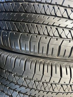 275/50R22 Bridgestone