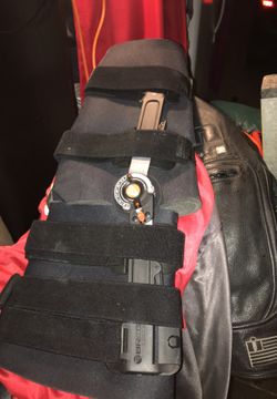 Knee brace