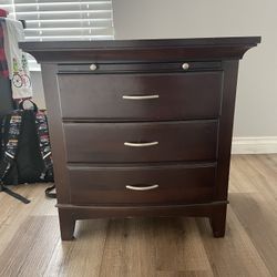 Wood nightstands - Set Of 2 