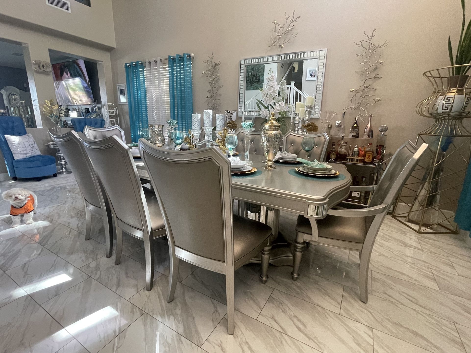 9 Piece Dinning Room Table Plus Cabinet