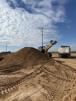 🚜 DIRT FOR SALE 🚜