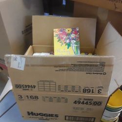 Huge Box Of Hallmark Mother's Day Cards $10In Weeki Wachee Spring Hill
