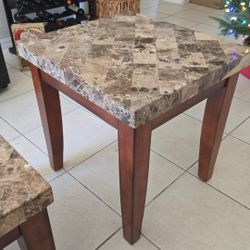 Living Room 1 End Table And Center 