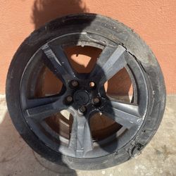 BROKEN “17 Mustang Rim 