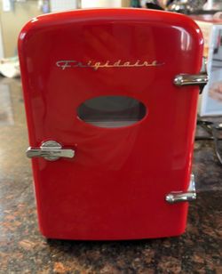 Fridgeair mini fridge