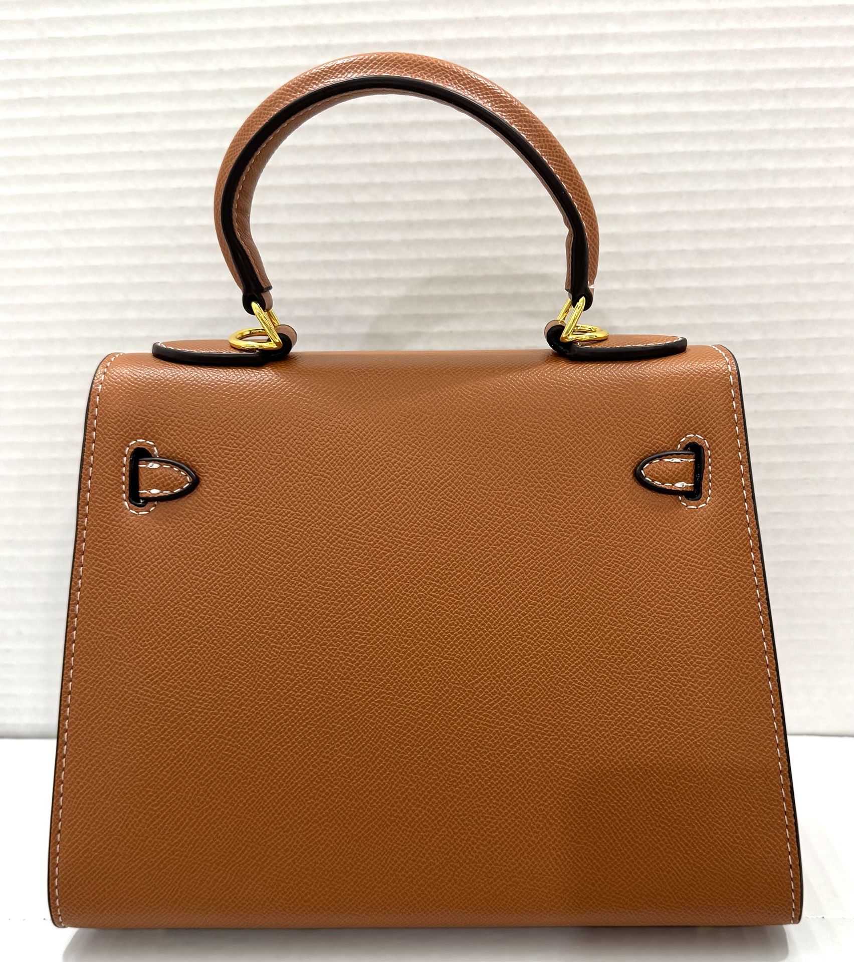 Cyber Monday Deals Ladies And Men’s Miscellaneous Clothing Wallets Bags And Watches