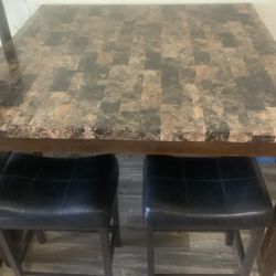 High Square  Marble  Table Top 54 Inches  with   4 Stools In  Good Condition