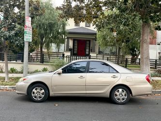 Toyota Camry · LE Sedan 4D SUPER GAS SAVER