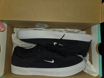 Nike SB Malor black/white size 8 READ DESCRIPTION