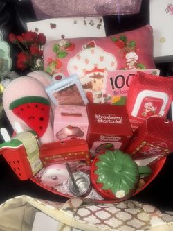 Strawberry Shortcake Mothers Day Basket 