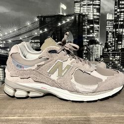 New Balance 2002r Protection Pack Size 13 $100