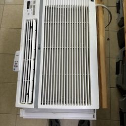 LG 15,000 BTU Air Conditioner With Remote