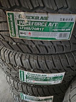 285-70-17 !!! ROCKBLADE LT A/T !!! $560 LAS 4 LLANTAS MONTADAS Y BALANCEO INCLUIDO 👌
