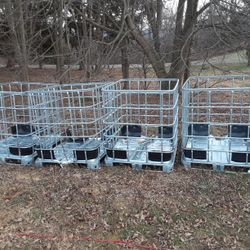 Tote Cages