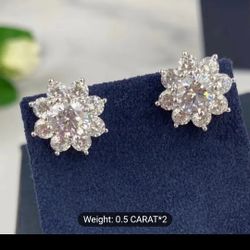 GENUINE 18 KT MOISSANITE FLOWER EARRING SET