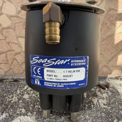 SeaStar HH5261 hydraulic boat steering helm unit and stainless steel steering wheel.   