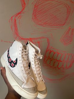 ⚫️ (Personally) Custom Nike Blazers size 10