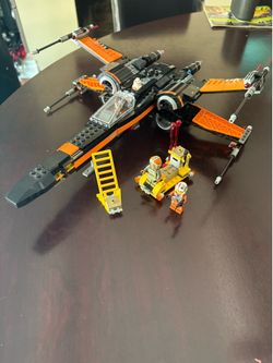 LEGO Star Wars: Poe's X-Wing Fighter (75102) w/ 4 Minifigs & Instructions