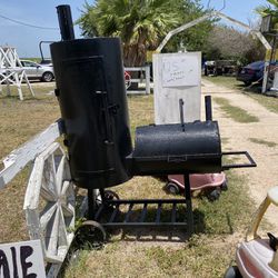 Upright Smoker/bbq Pit 