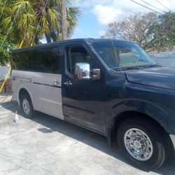 2014 Nissan 3500