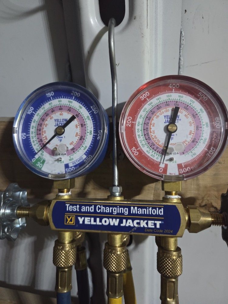 2024 Yellow Jacket Gauges