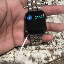 Apple Watch SE ( Cellular + GPS, 44 MM) 
