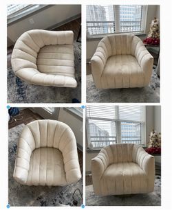 Penzlin  - Swivel Accent Chair - Pearl