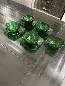 Anchor Hocking Forest Green Charm Coffee Cups And Saucers