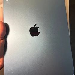 New 10.9” Apple iPad A16 2025 5g