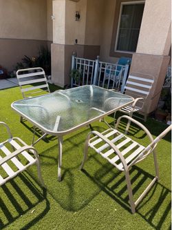 Outdoor Patio Table and Chair Set