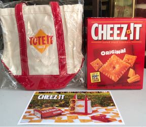 (NEW) (RARE) CHEEZ-IT MINI TOTE LIMITED-EDITION AND RARE MINI BOX OF CHEEZ-IT CRACKERS SET