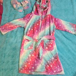 Girls Unicorn Bathrobe With Unicorn SlippersSize 4-5 B