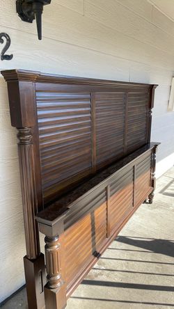 Dark Wood King Bed Headboard and Footboard