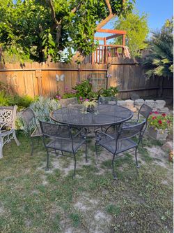 Beautiful Vintage 7 Piece Set